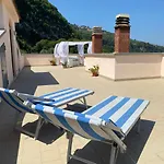 Achille Appartement *