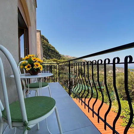 Achille Apartamento Península Sorrentina