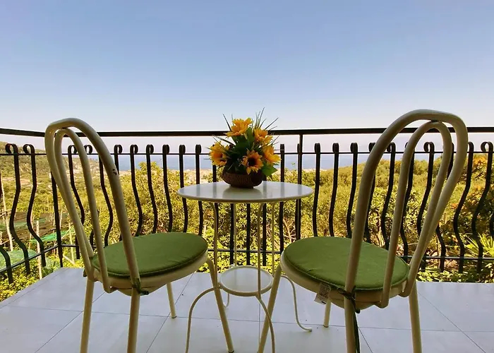 Achille Appartement *